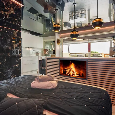 Daire Bacarrat Coursive Port Nature *