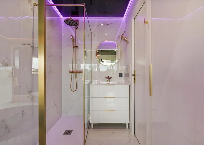 Bacarrat Coursive Port Nature Daire Agde