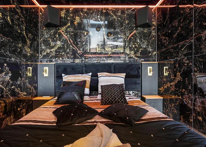 Bacarrat Coursive Port Nature Daire *