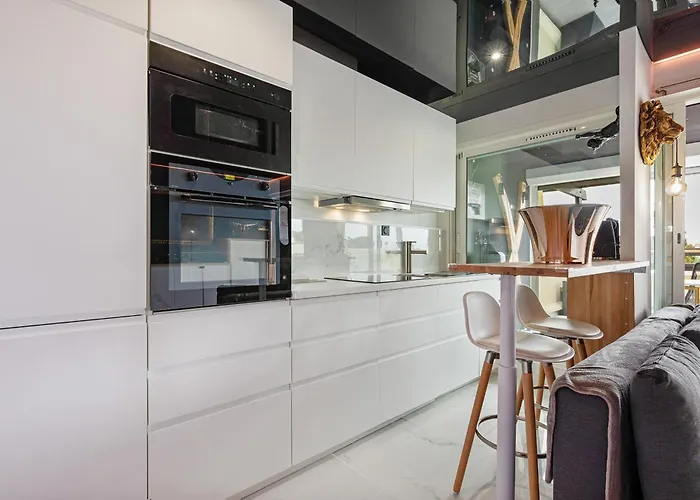 Bacarrat Coursive Port Nature * Agde